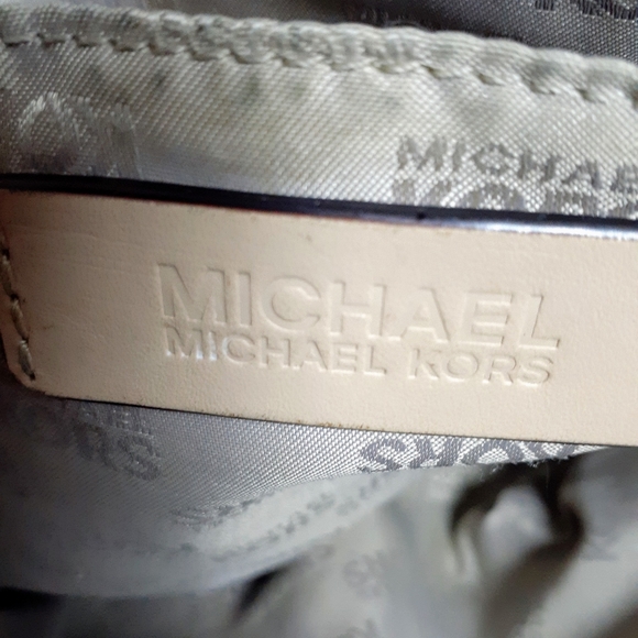 Michael Kors Large Taupe Pebble Leather Tote - Picture 4 of 9